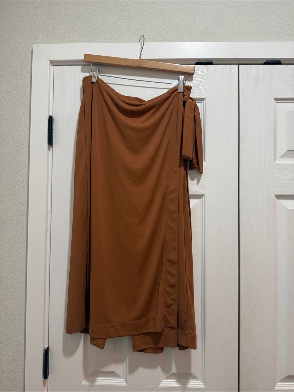 Mango Women's Wrap Skirt/Shorts Capri Size Medium